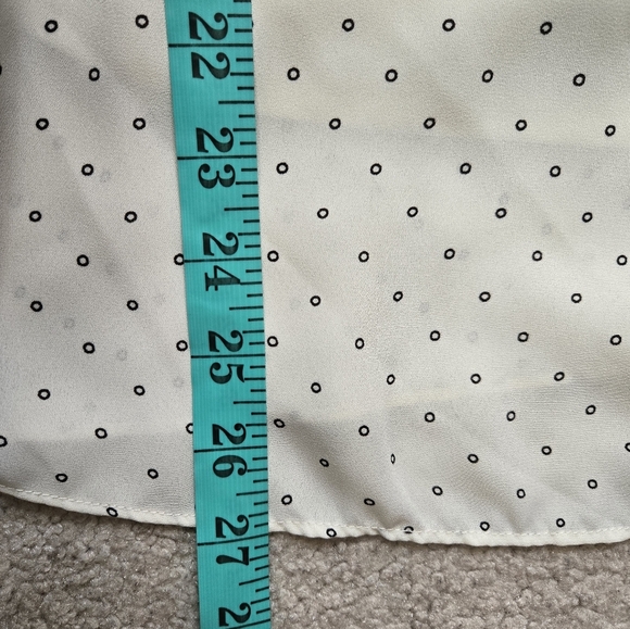 ALFRED SUNG Cream Polka Dot Blouse. Short Bell Sleeves.  Size XL - Picture 12 of 12